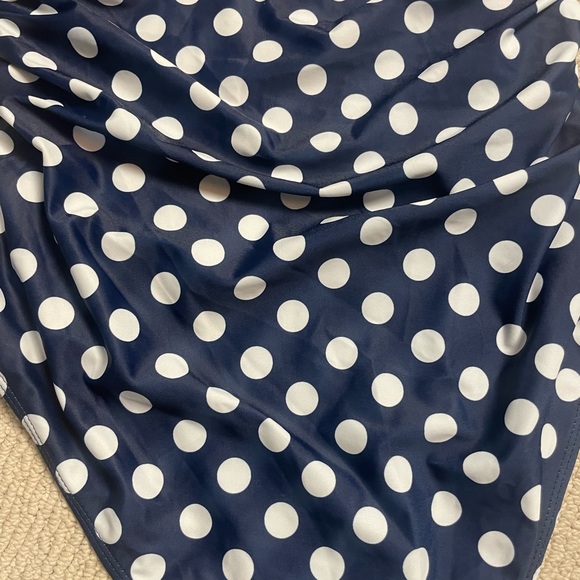 717. Woman’s One Piece Monokini Retro Swimsuit - Picture 8 of 10